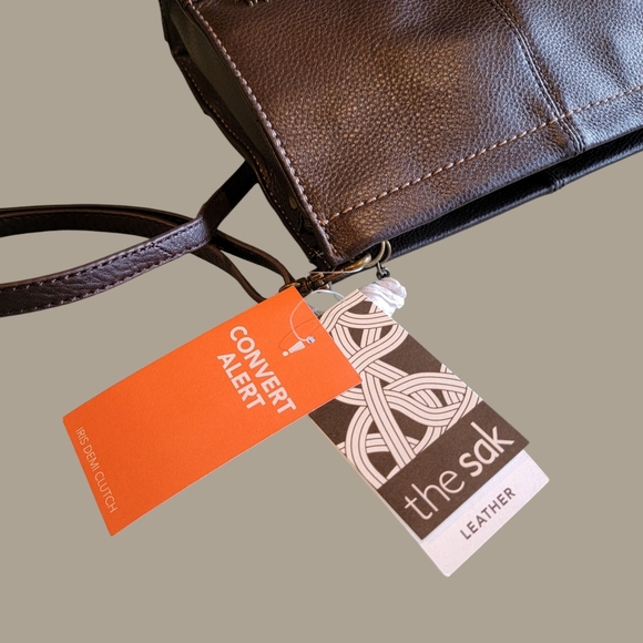 NWT The Sak Iris Demi Clutch Convertible Crossbody Shoulder Bag Brown Leather - Picture 13 of 14
